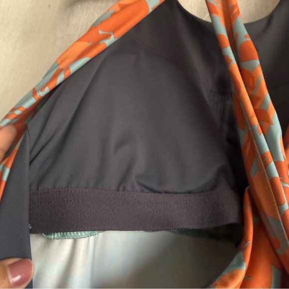 prAna Jewel Lake Dress in Faded Poppy Bloom Size Medium Built in Bra Athletic - Picture 5 of 8